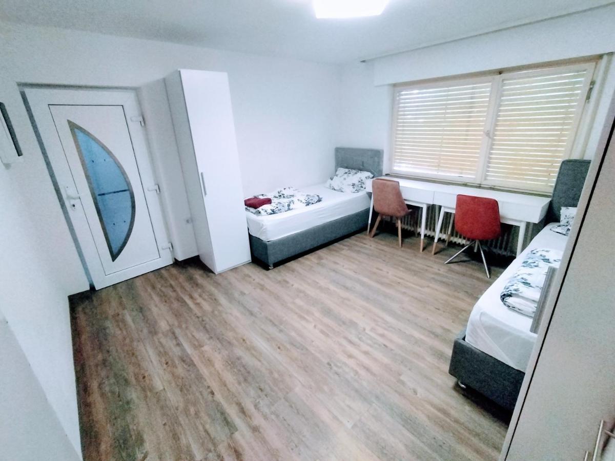 Fmi110 Next To Airport Apartment Ruesselsheim Ngoại thất bức ảnh