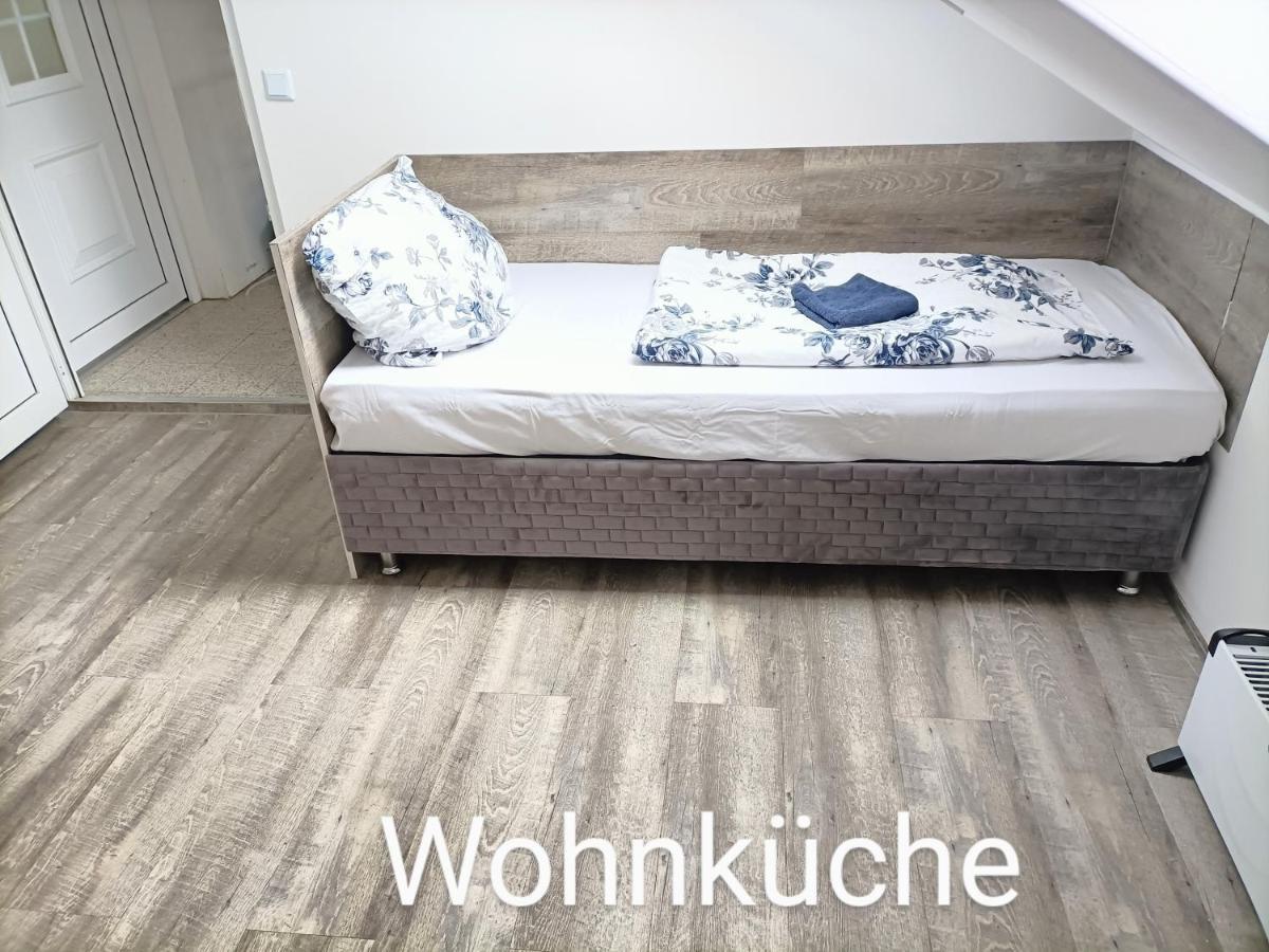Fmi110 Next To Airport Apartment Ruesselsheim Ngoại thất bức ảnh